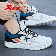 特步（XTEP）男鞋運(yùn)動鞋春夏季皮面防水跑步鞋保暖防滑休閑潮流男鞋軟底鞋子男 白黑蘭 45