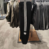 阿迪達(dá)斯 （adidas） 三葉草運(yùn)動褲男褲女褲春秋新款跑步健身褲子休閑褲收口長褲 JL8401黑色 XS