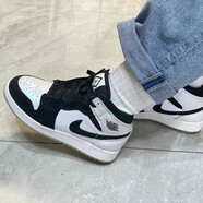 耐克（NIKE）Air Jordan aj1 mid男女鞋影子芝加哥黑紅腳趾熊貓籃球運(yùn)動(dòng)休閑鞋 DN4321-100熊貓女子 35.5