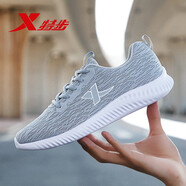 特步男鞋跑步鞋皮面網(wǎng)面透氣輕質(zhì)運動(dòng)鞋舒適慢跑鞋休閑鞋網(wǎng)鞋旅游鞋男 灰白（透氣-飛織） 41