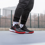 耐克（NIKE）男款Kyrie 5聯(lián)名黑橙歐文5代全新運動休閑鞋氣墊實戰(zhàn)緩震籃球鞋 AO4438-016 42.5