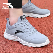 安踏（ANTA）男鞋冬季皮面防水跑步鞋冬季新款軟底男士休閑跑鞋旅游運動(dòng)鞋子男 霧灰/黑-13 39