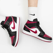 耐克（NIKE）男鞋女鞋Air Jordan 1  AJ1 情侶高幫休閑運(yùn)動(dòng)籃球鞋 554724-554725-066 黑紅腳趾 37.5