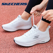斯凱奇（Skechers）跑步鞋男鞋旗艦運動(dòng)鞋春季新款網(wǎng)面鞋男士鞋子透氣 OFWT乳白色 44.5