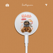 炫越 蘋果無線充電器保護(hù)殼MagSafe保護(hù)套充電線保護(hù)套數(shù)據(jù)線無線磁吸全包透明軟膠個(gè)性定制卡通圖案 NASA熊公仔【透明軟殼】NASA熊公仔【透明軟殼