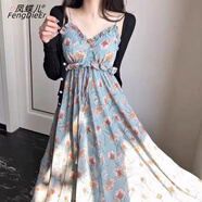 鳳蝶兒吊帶連衣裙套裝女裝夏季新款韓版初戀長(cháng)裙衣服兩件套套裝裙子女夏 碎花裙+開(kāi)衫 S