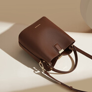 紅蜻蜓包包女包牛皮斜挎單肩包休閑百搭小方包教師節生日禮物 咖啡色