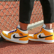 耐克（NIKE）男女鞋Air Jordan 1  AJ1 鴛鴦籃球運動鞋板鞋中幫 852542-BQ6931-700 湖人紫金 38.5