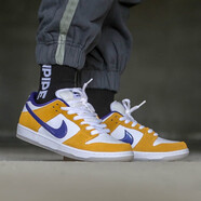 耐克（NIKE）男女鞋 SB Dunk LOW 低幫滑板鞋CD2563-100 BQ6817-800 紫金 36