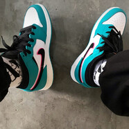 耐克（NIKE）男女鞋JORDAN 1 AJ1 喬1中幫訓(xùn)練耐磨休閑鞋籃球鞋554724-300 852542-BQ6931-306 南海岸 36