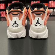 耐克（NIKE）女鞋2025夏季新款Jordan 6飛人運(yùn)動(dòng)鞋舒適透氣實(shí)戰(zhàn)籃球鞋 DM8963-801粉色/AJ6 36.5