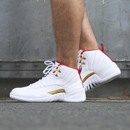 耐克（NIKE）男女鞋新款 Air Jordan AJ12 運(yùn)動休閑耐磨籃球鞋 153265-130690-107 白金 35.5