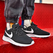 耐克（NIKE）男鞋秋季新款REVOLUTION 5運動鞋網(wǎng)面透氣減震跑步鞋休閑鞋 812654-011/經(jīng)典黑白/網(wǎng)面透氣 40
