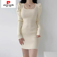 皮爾卡丹（pierre cardin）2024新款方領(lǐng)針織連衣裙女秋冬季小個(gè)子修身泡泡袖毛衣裙包臀短裙 杏色 L 110-120斤