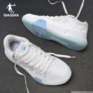 喬丹籃球鞋男鞋2025冬季新款透氣減震防滑耐磨外場(chǎng)實(shí)戰籃球鞋運動(dòng)鞋男 喬丹白/飄渺藍 40