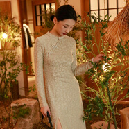 西町村屋（SETIROM）連衣裙女2023冬褶皺收腰立領(lǐng)中式梅花盤(pán)扣長(cháng)裙AD8502224 杏色 均碼