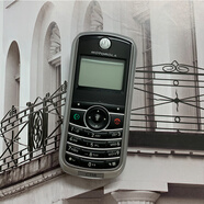 摩托羅拉（Motorola）Motorola/摩托羅拉 C118 經(jīng)典直板黑白按鍵小巧古董情懷復(fù)古手機 銀色只支持移動卡 套餐一1機1電池1充電器