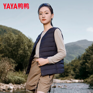 鴨鴨（YAYA）短款羽絨馬甲女冬季純色百搭顯瘦輕薄上衣馬夾背心外套內(nèi)膽羽絨服