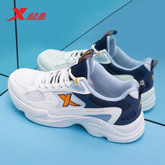 特步（XTEP）男鞋運動(dòng)鞋男士跑步鞋老爹鞋潮流網(wǎng)面透氣休閑鞋子學(xué)生小白鞋男 帆白/墨青藍7552 41
