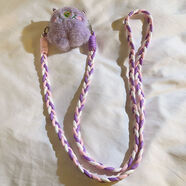 萊跡適用于動(dòng)漫卡通單眼毛怪公仔掛繩手機殼毛絨背夾斜跨繩背帶編織繩手機鏈 紫色兩角單眼毛怪背夾+斜跨長(cháng)繩13