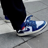 耐克（NIKE）板鞋女鞋秋季新款Air Jordan1中幫aj1運動(dòng)復古輕便耐磨休閑籃球鞋 BQ6472-146 美國隊 35.5