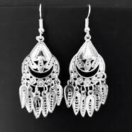 DL 1998胖東來(lái)同款苗族銀飾耳環(huán)貴州手工苗銀復古長(cháng)流蘇夸張民族風(fēng)銀大氣 民族風(fēng)特色水滴耳環(huán):長(cháng)6:CM