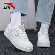 安踏（ANTA）板鞋女鞋官網(wǎng)旗艦2025夏季新款鞋子女士休閑鞋皮面運(yùn)動鞋女小白鞋 象牙白/藕灰8066 37.5