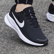 耐克（NIKE）男鞋跑步鞋 24春夏運(yùn)動鞋輕便緩震黑白慢跑鞋網(wǎng)面透氣休閑鞋子男 FB8501-002/革命者7熱推款 42.5