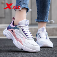 特步女鞋運動(dòng)鞋女老爹鞋冬季新款休閑鞋皮面保暖跑步鞋 白粉紫5908 35