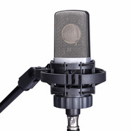 AKG 愛科技C214專業(yè)錄音棚電容麥克風(fēng)K歌主播設(shè)備聲卡套裝大合唱話筒 C214+雅馬哈 UR12聲卡套裝