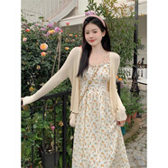妍莉芬（yanlifen）茶歇法式碎花吊帶裙子女夏季2025新款仙氣森系甜美連衣裙兩件套 523杏色開衫+杏色吊帶裙 S