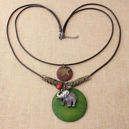 沁度復古民族風(fēng)項鏈桃木制圓環(huán)毛衣鏈長(cháng)款女木質(zhì)飾品配飾蠟繩項鏈