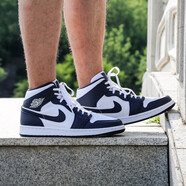 耐克（NIKE）男女鞋Air Jordan 1 高幫AJ1喬1 男女情侶高幫籃球鞋 554724-554725-174  黑曜石 41