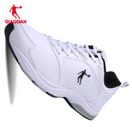 喬丹男鞋跑步鞋2024冬季新款皮面運動(dòng)鞋男輕便休閑旅游鞋跑鞋 白色/淺灰 44
