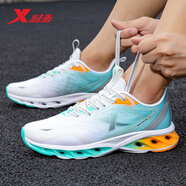 特步（XTEP）男鞋減震旋7代跑鞋冬季網(wǎng)面透氣男士運動(dòng)鞋防滑輕便緩震跑步鞋子 新白色/極光綠 41