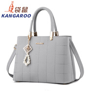 袋鼠【人氣旗艦】女包繡線(xiàn)格子手提包中年媽媽包大容量高級感單肩斜跨 淺灰色