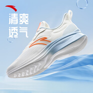 安踏（ANTA）跑步鞋男鞋春夏季新款軟底回彈運(yùn)動(dòng)鞋休閑鞋子男 象牙白/幻景藍(lán)-4 40.5