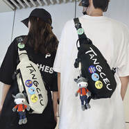 袋鼠胸包男士斜挎包小背包腰包防潑水挎包運動(dòng)休閑單肩包 黑色（帶小牛掛件/帶5枚徽章）