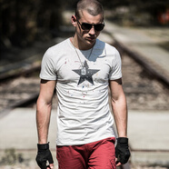 本維重磅純棉短袖T恤男士夏季新品簡(jiǎn)約休閑五角星印花寬松t恤男上衣  嚴選出口品質(zhì)-8033-淺灰 M-螺紋滾條二本針 品質(zhì)保證