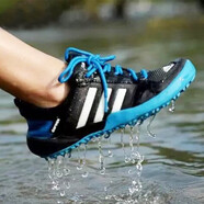 阿迪達(dá)斯 （adidas）男鞋跑步鞋2025夏季新款涉水鞋運(yùn)動(dòng)鞋戶外網(wǎng)面透氣減震舒適休閑鞋 S77946 藍(lán)深褐灰白 44