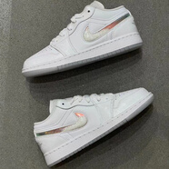 耐克【極速發(fā)貨】Air Jordan 1 Low AJ1低幫鐳射板鞋 FQ9112-100 FQ9112-100 鐳射 36