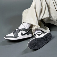 耐克（NIKE）男鞋女鞋秋冬季新款Air Jordan 1情侶休閑板鞋aj1低幫籃球鞋子男 黑白灰-152 40