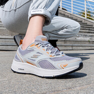 斯凱奇（Skechers）男鞋夏季2025新款軟底網(wǎng)面鞋輕便透氣跑步鞋減震休閑鞋運(yùn)動(dòng)鞋男 灰橘色-GYOR /建議拍大半碼 42.5