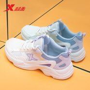 特步（XTEP）女鞋跑步鞋2025新款運動鞋女夏季休閑鞋子網(wǎng)面透氣跑鞋 帆白/米色/夕霧藍-7552 37