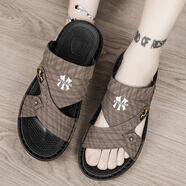 AIZUNSHI涼鞋男夏季2025新款包頭涼拖鞋男士涼鞋開(kāi)車(chē)兩用皮涼鞋戶(hù)外沙灘鞋 2277灰色 43 (265mm)