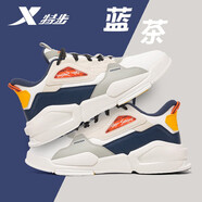 特步男鞋板鞋小白鞋冬季新款運動(dòng)鞋男款皮面防水休閑鞋滑板鞋子男潮鞋 帆白/墨青藍/茶白色 42