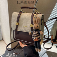 暖尋高級感小型牛仔一包三用雙肩包女新款時尚斜挎短途旅行小背包 米白色有皮衣兔掛件