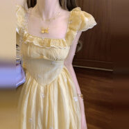 妍莉芬（yanlifen）法式黃色小飛袖碎花連衣裙子女2025夏季新款收腰顯瘦氣質(zhì)公主長(cháng)裙 淡黃色 M /45/55kg