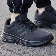 阿迪達(dá)斯 （adidas）跑步鞋男鞋2025新款夏季黑武士運(yùn)動(dòng)鞋輕便緩震網(wǎng)面透氣休閑鞋 GW4138全黑色 43