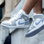 耐克（NIKE） Air Jordan 1 AJ1喬1女子籃球鞋BQ6472 冰藍(lán) 煙灰BQ6472-105 36